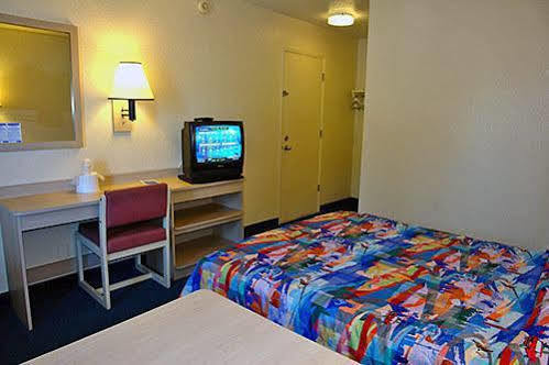 6-greenville, Tx Hotel Greenville