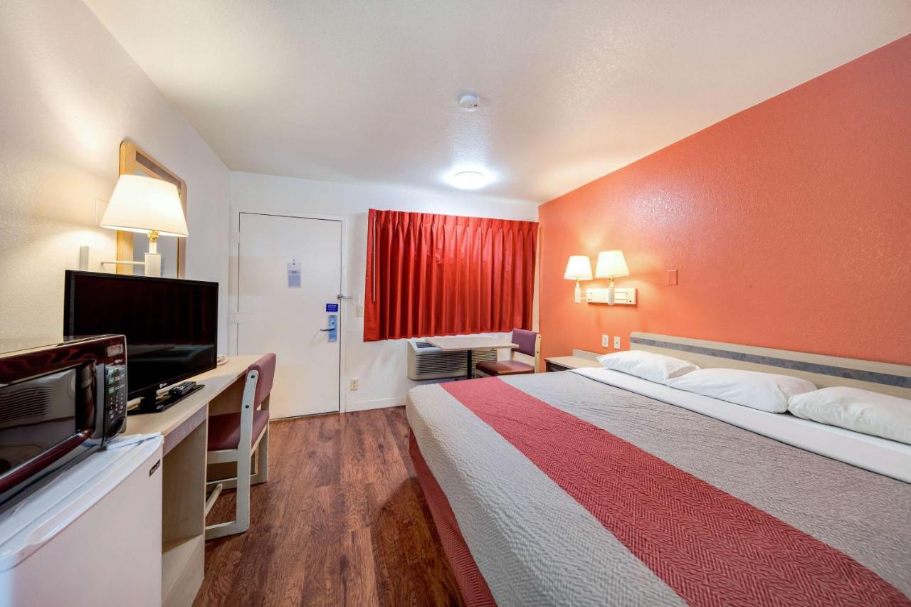 6-greenville, Tx Hotel Greenville